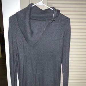 Simple tighter sweater